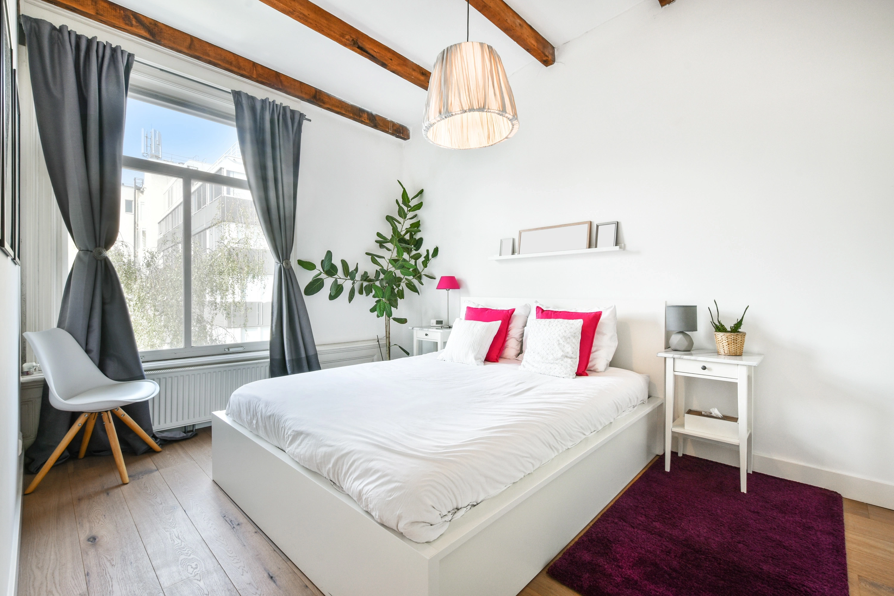 Regular maintenance visits keep your home consistently beautiful